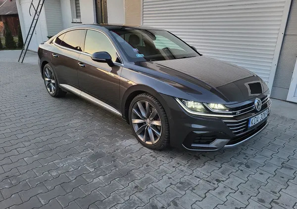 samochody osobowe Volkswagen Arteon cena 121770 przebieg: 187000, rok produkcji 2017 z Tarnów